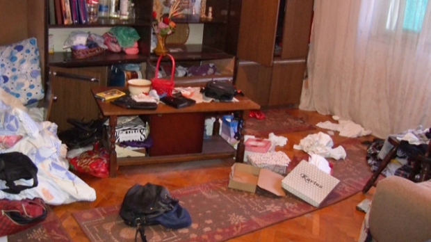 Обијена кућа породице Гачић у Угљару на Косову и Метохији