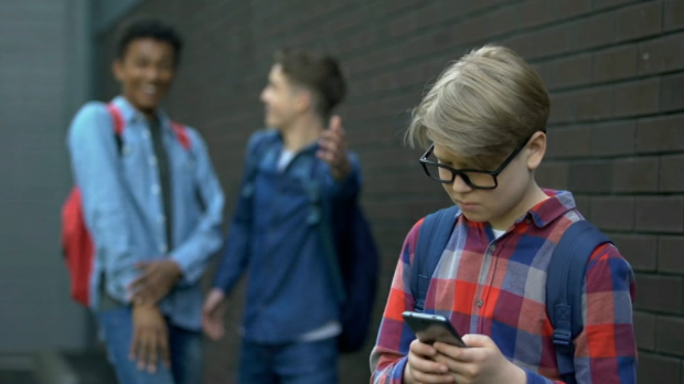 Последице вршњачког насиља дуготрајне и вишеслојне – зашто је вербално насиље 