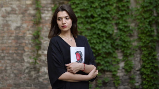 Клуб 2: Деа Џанковић