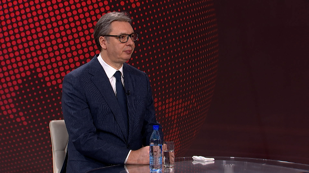 Вучић за РТС: Једна велика компанија и руска страна учествују у договорима о НИС-у