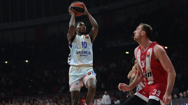 Тројкашка рапсодија Валенсије у Пиреју довољна за велику победу над Олимпијакосом