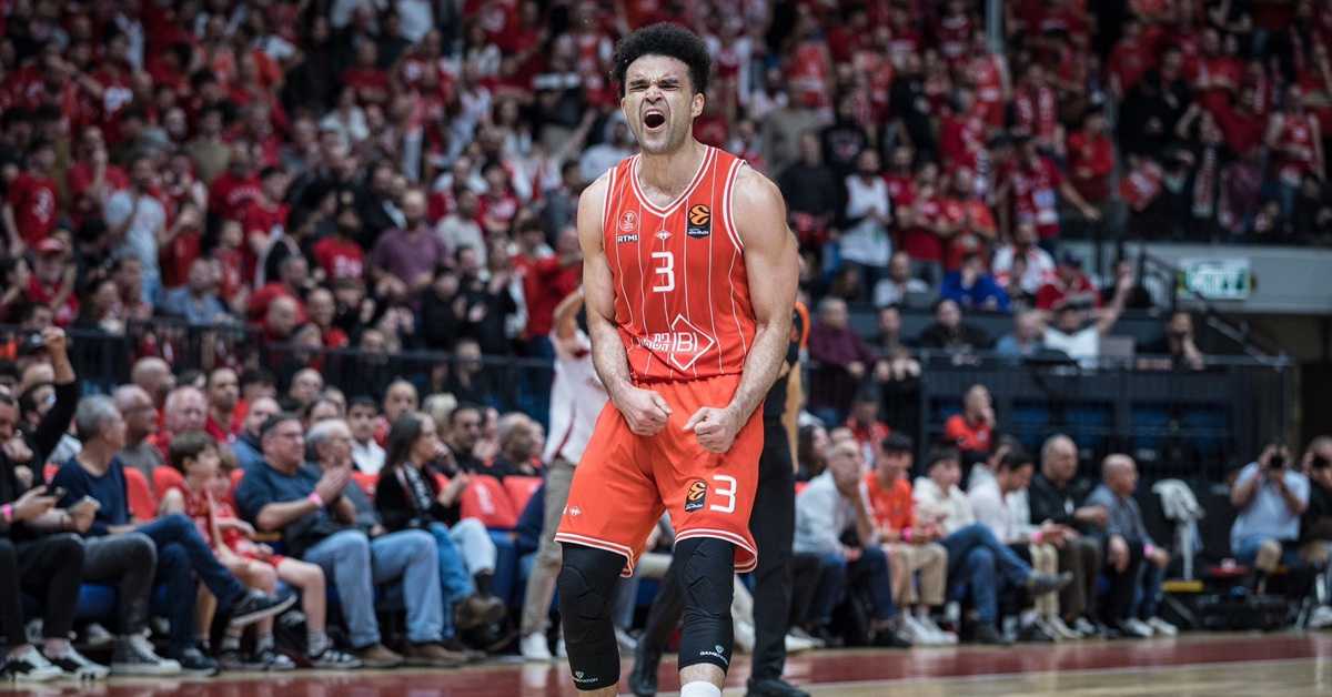 Батлер није могао сам, Звезда изгубила од лидера Евролиге