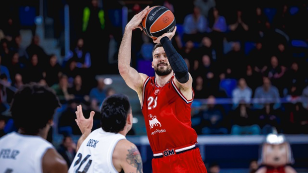 Гудурић скинуо круну краљу и водио Олимпију до победе над Реал Мадридом