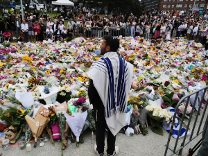 Медији: Нападачи из Сиднеја прошли 