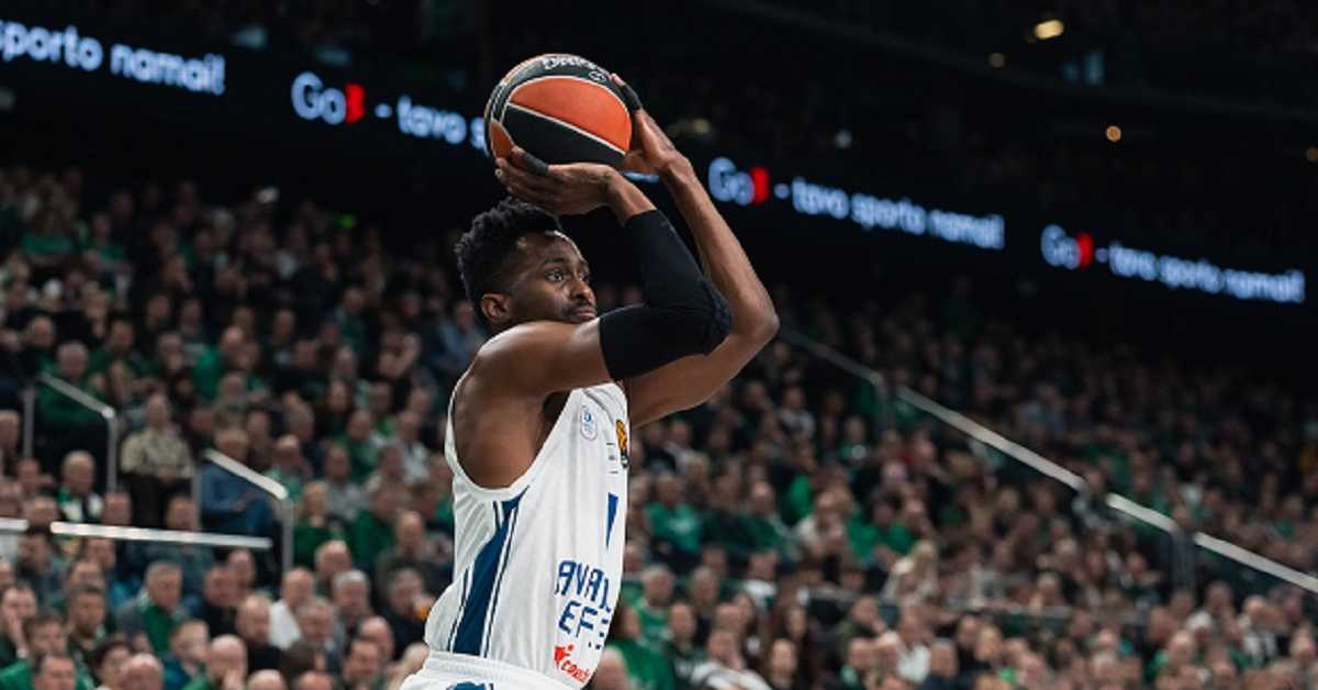 Жалгирис поражен пред Партизан, Ласо славио на дебију за Ефес