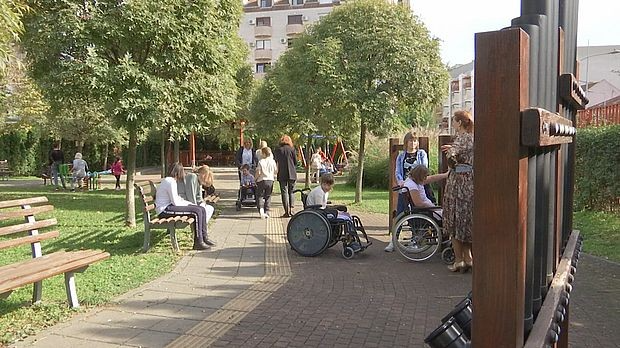 Инклузија: Школа живота (R)