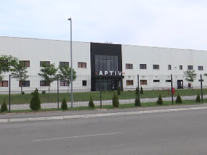 Радницима фабрике "Аптив" у Зајечару, после престанка рада погона, понуђене три могућности