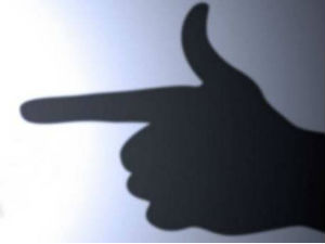 Марина Ћетковић: Баци га