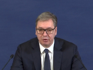 Вучић стигао у Брисел, присуствоваће радној вечери са фон дер Лајен и Костом