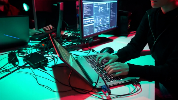 Хакерски напади све чешће политички мотивисани – осим грађана на мети мала и средња предузећа