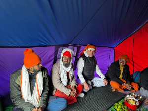 Хималаји лети