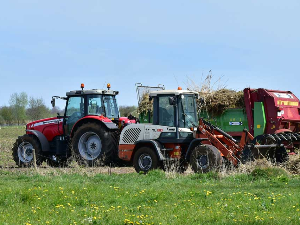 Mлекари Шумадије и Поморавља: Тражимо реакцију царине на тврдње министра о илегалном увозу сирева