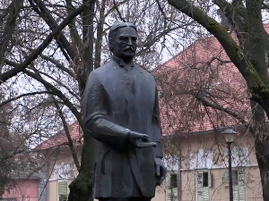 Пупину у част – изложбе, монографија „Легенде Идвора“, обнова музеја у Идвору