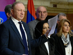 Ђилас: ССП и СРЦЕ поднели предлог закона о преузимању НИС-а