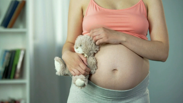 Сурогат материнство у Србији и даље кривично дело, једино решење је много новца и иностранство