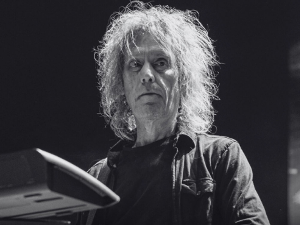 Гитариста и клавијатуриста групе 