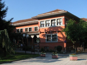 Вршњачко насиље у школи у Смедереву, Министарство просвете: Сложена ситуација