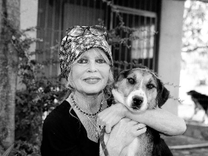 Живот између славе, побуне и пасије према животињама: Опроштај од Брижит Бардо