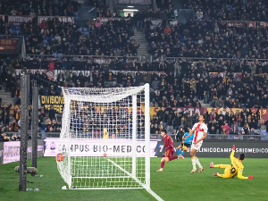 Рома декласирала Ђенову на свом терену