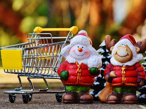 Радно време пошти, маркета и јавних гаража током новогодишњих и божићних празника