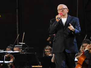 Звучни зид – Дејан Цукић