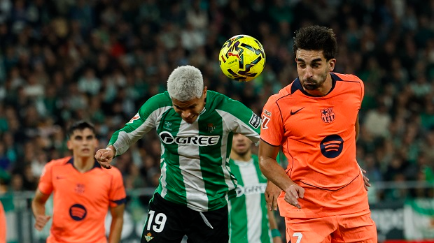 Барселона после преокрета убедљиво надиграла Бетис