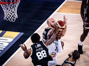 Клуж није много намучио црно-беле, Бонга најефикаснији