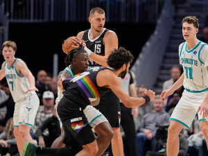 Јокићу недостајао скок за трипл-дабл, Денвер савладао Шарлот