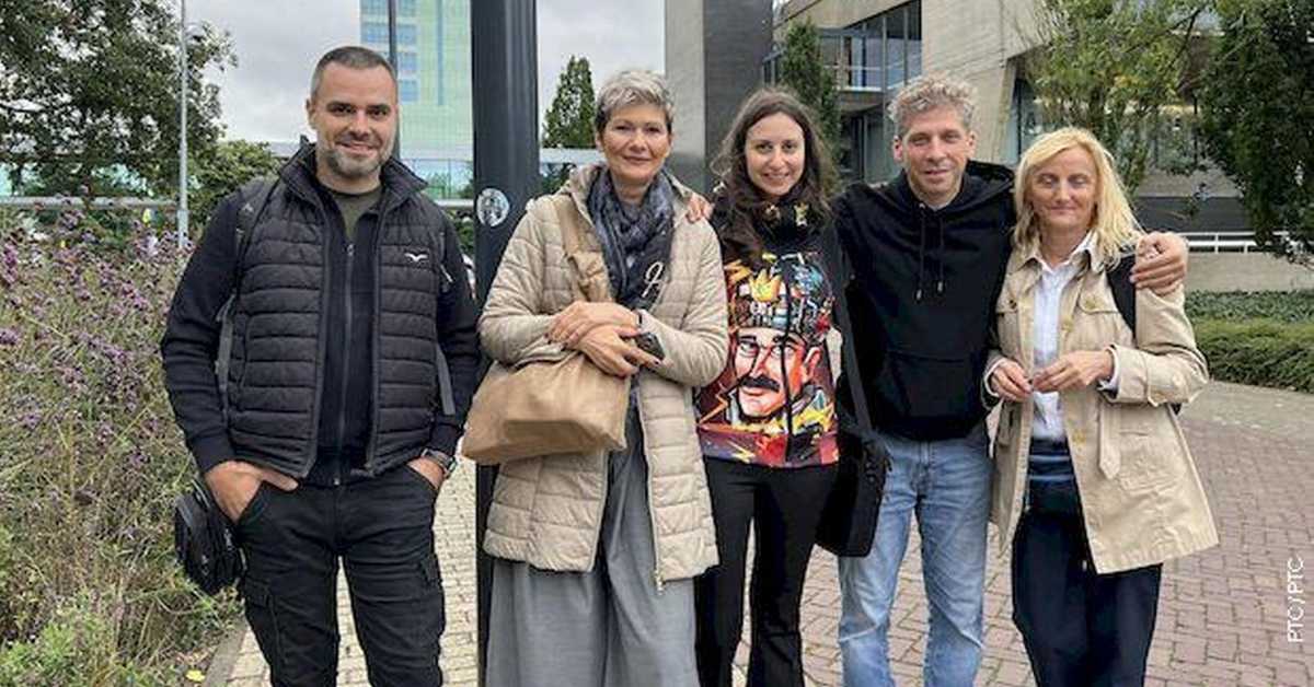 Водич кроз будућност: Како вештачка интелигенција обликује наш свет Водич кроз будућност: Како вештачка интелигенција обликује наш свет