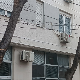 Група грађана захтева истрагу и одговоре о оштећењу прозора у стану доктора Милића 