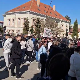 Блокаде улица и одавање поште страдалима у више градова у Србији, просветари  у Чачку