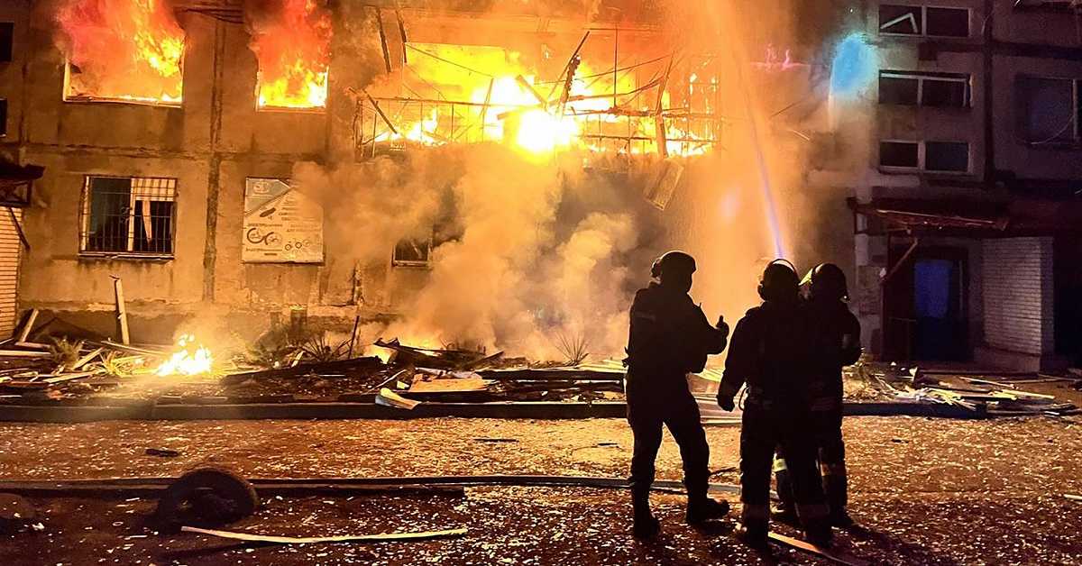 Расте број страдалих у Добропољу; Зеленски именовао чланове делегације за разговоре са САД