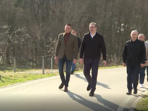 Вучић у Подунавском округу, обилази манастир  у селу Кусадак код Смедеревске Паланке