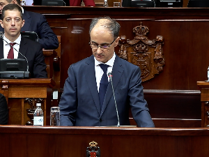 Мандатар Ђуро Мацут представио програм: Србија је уморна од подела и блокада, позивам на дијалог – сутра наставак седнице