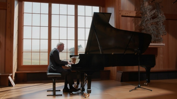 Пијанизми Балкана – Пеђа Мужијевић