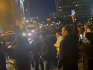 Тужилаштво о привођењу учесника протеста на Новом Београду – две особе задржане због насилничког понашања