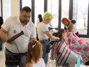 Фризери и козметичари у Пироту прикупљају помоћ за лечење Василија Станчића