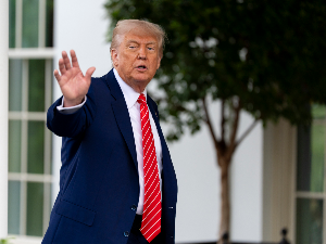 Трамп: Индија и Пакистан пристали на потпуни прекид ватре