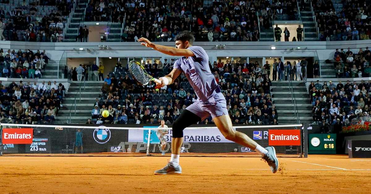 Отпор Ђереа трајао један сет – Алкараз у осмини финала Рима (EPA-EFE / FABIO FRUSTACI) Отпор Ђереа трајао један сет – Алкараз у осмини финала Рима