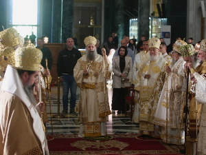 Заседање Светог архијерејског сабора СПЦ-а, патријарх Порфирије служи литургију Заседање Светог архијерејског сабора СПЦ-а, патријарх Порфирије служи литургију