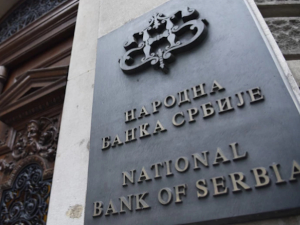 НБС: Месечни пад цена хране и пића 4,5 одсто, успорена међугодишња инфлација