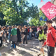 Протест испред Пете београдске гимназије, две професорке остале без уговора
