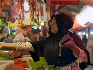  Чудесни светски безистани: Индонезија – Пијаца зачина, 4–6