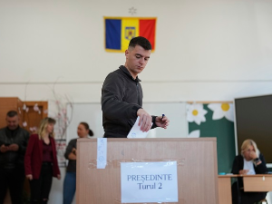 Председнички избори у Румунији и Пољској, парламентарни у Португалији, локални у Хрватској