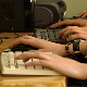 Предатори креирани вештачком интелигенцијом, како заштитити децу на интернету
