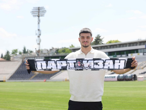 Партизан потписао деветнаестогодишњег Матију Нинића (partizan.rs) Партизан потписао деветнаестогодишњег Матију Нинића