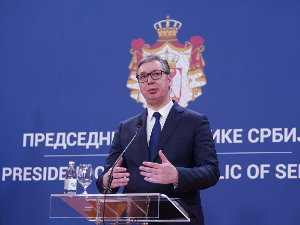 Вучић: Покушаћемо да минимална зарада од 1. јануара буде 550 евра