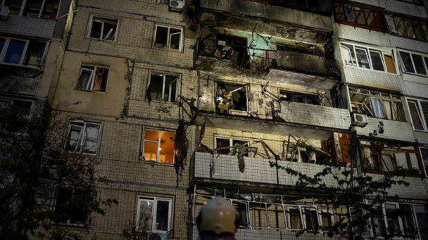 Напад на Кијев: 15 повређених, испаљено 14 балистичких ракета; руски ПВО системи оборили 94 дрона