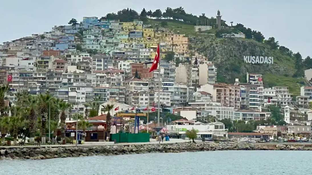 Кушадаси – мирис мора, одличне хране, кафе и коже (Фото: Дојче веле / Драгослав Дедовић) Кушадаси – мирис мора, одличне хране, кафе и коже