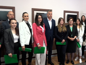 Плаћена пракса за осамнаесторо младих у Пироту